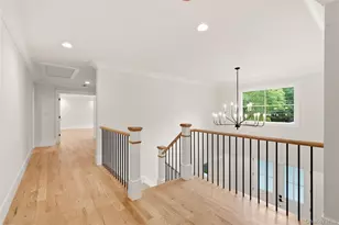 654 Caledonia Rd, Dix Hills, NY 11746 - Photo 18