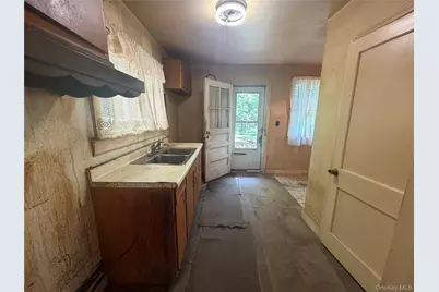148 Quannacut Road, Pine Bush, NY 12566 - Photo 10