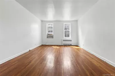 140-18 Burden Crescent #209, Briarwood, NY 11435 - Photo 6