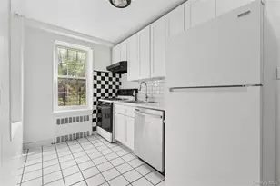 140-18 Burden Crescent, Briarwood, NY 11435 - Photo 8