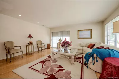 2539 Woodhull Avenue, Bronx, NY 10469 - Photo 6