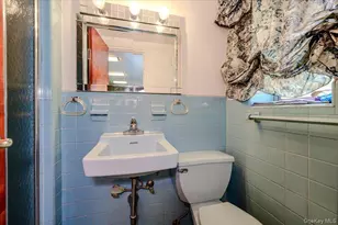 2539 Woodhull Ave, Bronx, NY 10469 - Photo 22