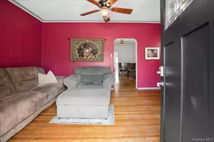 2915 Sommer Pl, Bronx, NY 10465 - Photo 4