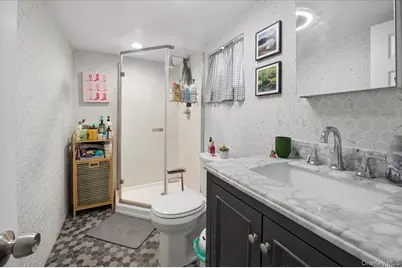 2915 Sommer Place, Bronx, NY 10465 - Photo 22