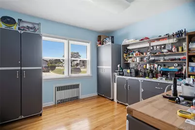 1005 3rd Street, West Babylon, NY 11704 - Photo 32