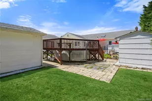 1005 3rd St, West Babylon, NY 11704 - Photo 38