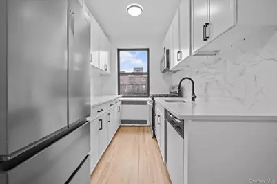 3015 Riverdale Avenue #6D, Bronx, NY 10463 - Photo 4