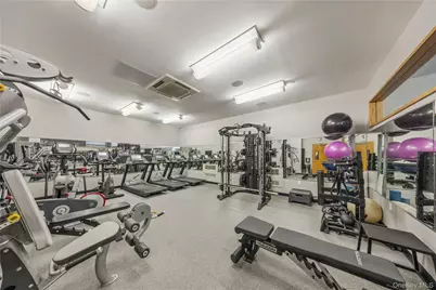 5-49 Borden Avenue #2B, Long Island City, NY 11101 - Photo 18