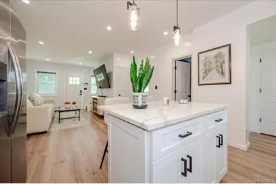 35 Rose Street, Hauppauge, NY 11788 - Photo 10