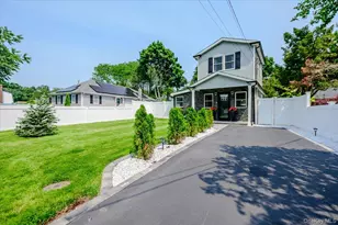 35 Rose St, Hauppauge, NY 11788 - Photo 2