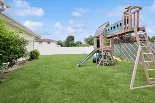 10 Wisteria Way, Commack, NY 11725 - Photo 20