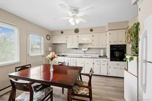 10 Wisteria Way, Commack, NY 11725 - Photo 8