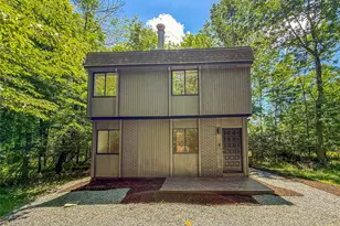 9 Lake Dr, Parksville, NY 12768 - Photo 2