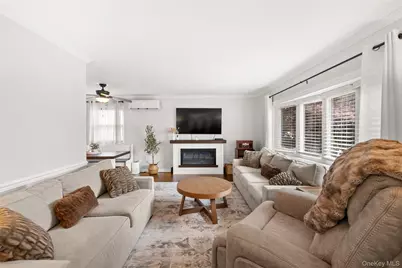 219 Venetian Boulevard, Lindenhurst, NY 11757 - Photo 1