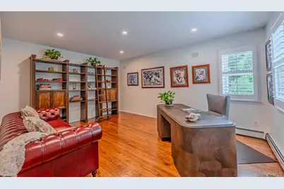 6 Maureen Drive, Mount Sinai, NY 11766 - Photo 8