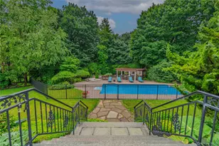 6 Maureen Dr, Mount Sinai, NY 11766 - Photo 36