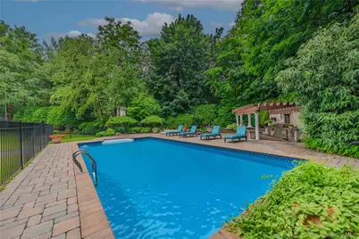 6 Maureen Drive, Mount Sinai, NY 11766 - Photo 38