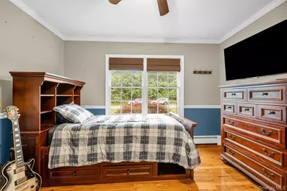 383 Munsell Road, Patchogue, NY 11772 - Photo 10