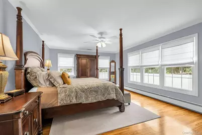 383 Munsell Road, Patchogue, NY 11772 - Photo 4