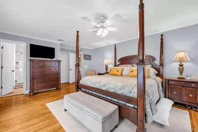 383 Munsell Road, Patchogue, NY 11772 - Photo 6
