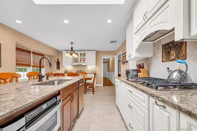 383 Munsell Road, Patchogue, NY 11772 - Photo 24