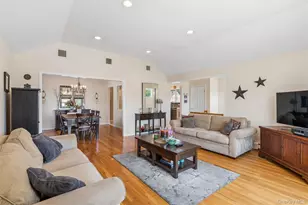 62 Crosby Ave, Albertson, NY 11507 - Photo 6