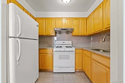 13708 31st Road #6D, Flushing, NY 11354 - Photo 8