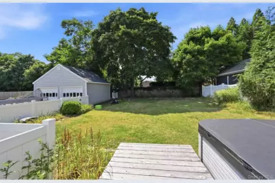 249 Sunset Avenue, Westhampton Beach, NY 11978 - Photo 6