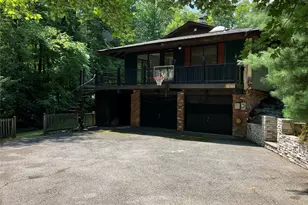 46 Mac Farlane Rd, Wappingers Falls, NY 12590 - Photo 2