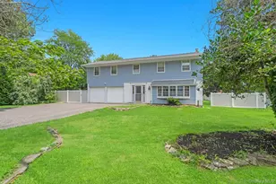 5 Fowler Ln, Mount Sinai, NY 11766 - Photo 2