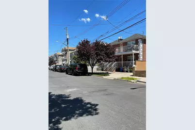 234A Hosmer Avenue, Bronx, NY 10465 - Photo 2