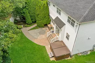 11 Scenic View Cres, Manorville, NY 11949 - Photo 30