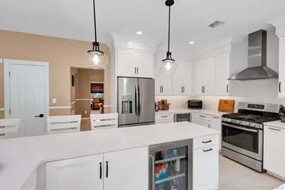 11 Scenicview Crescent, Manorville, NY 11949 - Photo 12