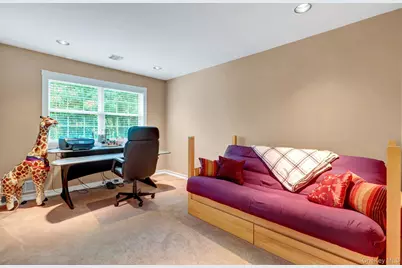 11 Scenicview Crescent, Manorville, NY 11949 - Photo 26