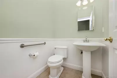 149 Maya Circle, Central Islip, NY 11722 - Photo 16
