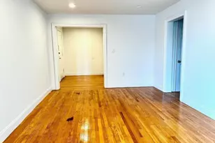14 Beach Rd, Great Neck, NY 11023 - Photo 6