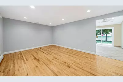 25 Heston Road, Shirley, NY 11967 - Photo 14