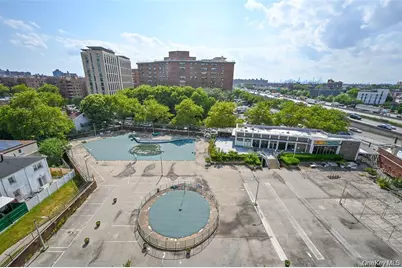 61-20 Grand Central Parkway #B303, Forest Hills, NY 11375 - Photo 12