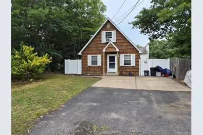1128 N Ocean Avenue, Medford, NY 11763 - Photo 2