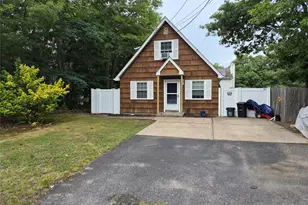 1128 N Ocean Ave, Medford, NY 11763 - Photo 2