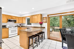 14 Bubenko Dr, Garnerville, NY 10923 - Photo 18
