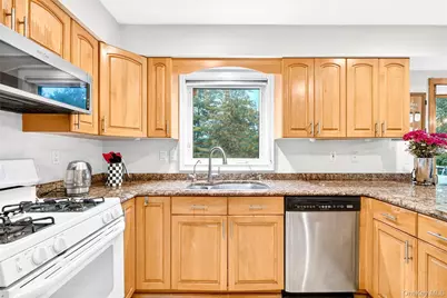 14 Bubenko Drive, Garnerville, NY 10923 - Photo 20