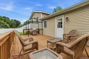 47 Riverview Dr, Fishkill, NY 12524 - Photo 24