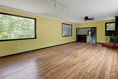 490 Peekskill Hollow Road, Putnam Valley, NY 10579 - Photo 18