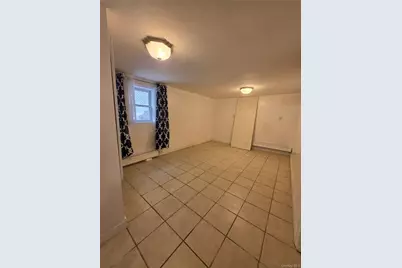 95-14 159th Avenue, Howard Beach, NY 11414 - Photo 22