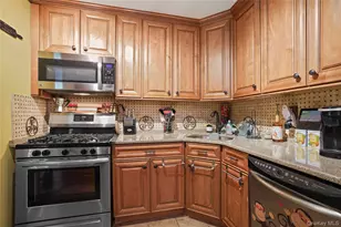 5 Sadore Ln, Yonkers, NY 10710 - Photo 8