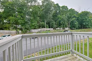 2740 South Rd, Poughkeepsie, NY 12601 - Photo 8