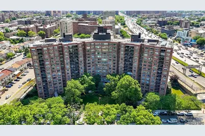 61-20 Grand Central Parkway #B303, Forest Hills, NY 11375 - Photo 14