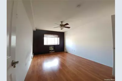 15 Greenridge Avenue #8, White Plains, NY 10605 - Photo 6