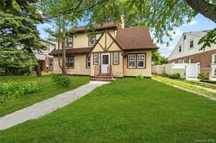 116 Meadowbrook Rd, Hempstead, NY 11550 - Photo 2
